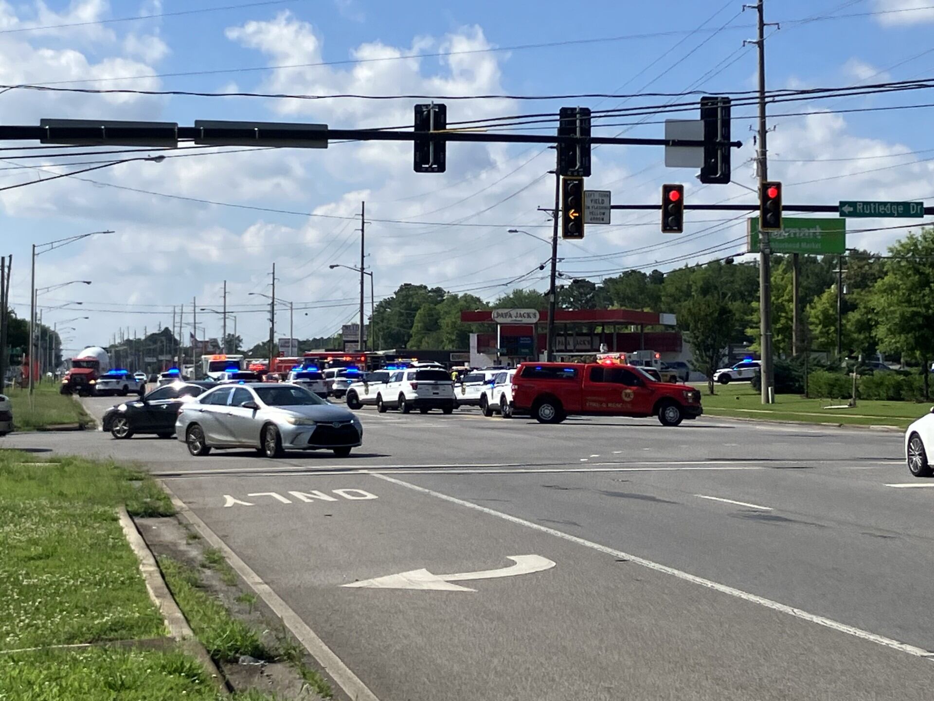 48 EXCLUSIVE: Good Samaritan speaks out after helping injured man at deadly Jordan Lane wreck - Vimarsana News