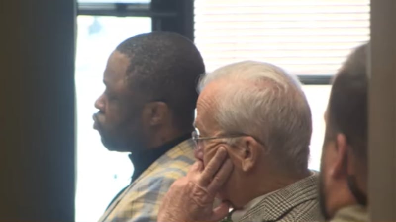Madison county jury left to decide death sentence in cop killer case