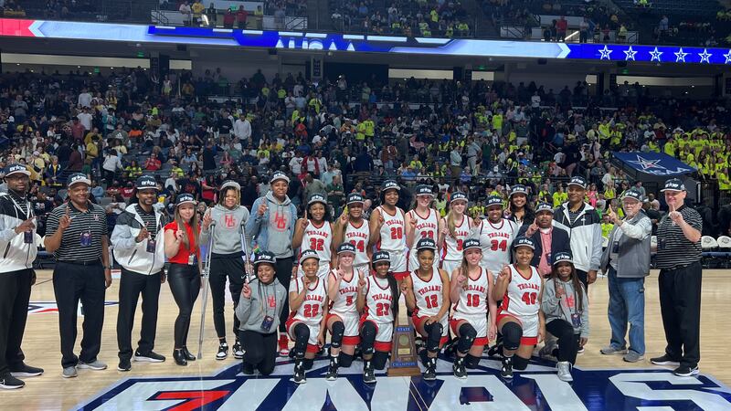 Hazel Green wins their sixth consecutive state title.
